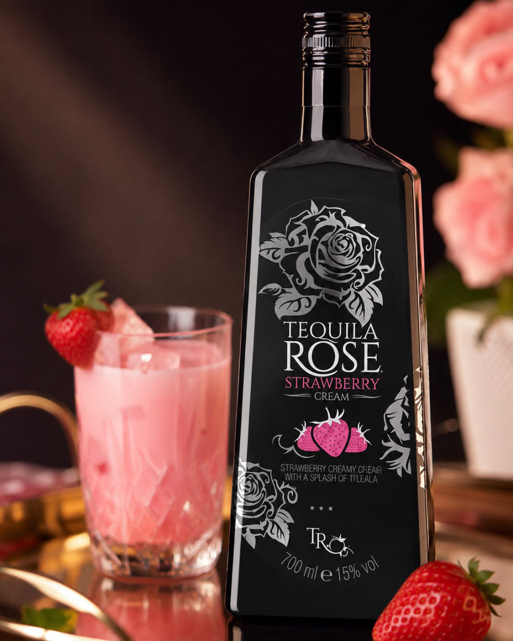 Tequila Rose Strawberry Cream 70cl 15%  : The Original Pink Temptation