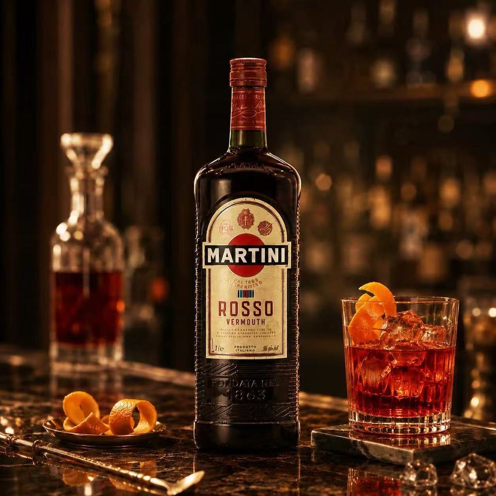 MARTINI Rosso Sweet Vermouth 1L | Italian Aperitivo Fortified Wine Cocktail Mixer for Negroni Manhattan